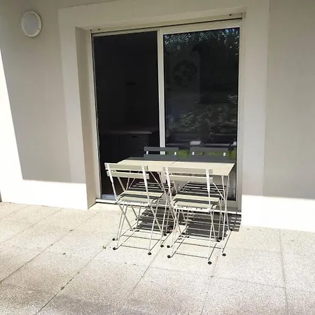 Avec Wifi, Terrasse, Jardin A Ref - 678 *